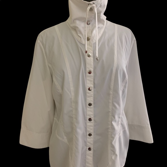 Chico’s Zenergy White fitted Jacket - Picture 2 of 8